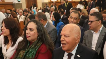 نقيب المعلمين يشارك في قداس الكنيسة الإنجيلية بحضور عدد من القيادات الدينية